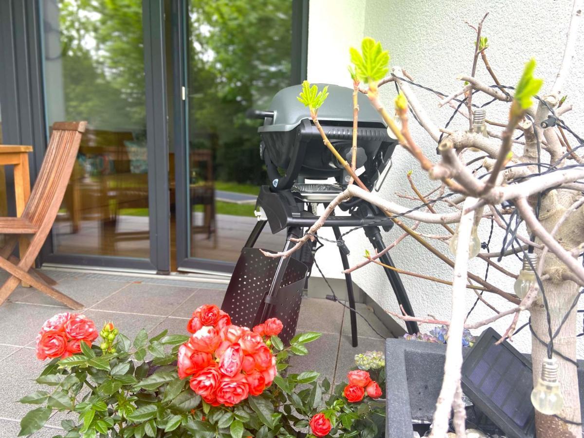 Apartament Customflats - Tiefgarage - Terrasse - Uninaehe Ulm Zewnętrze zdjęcie